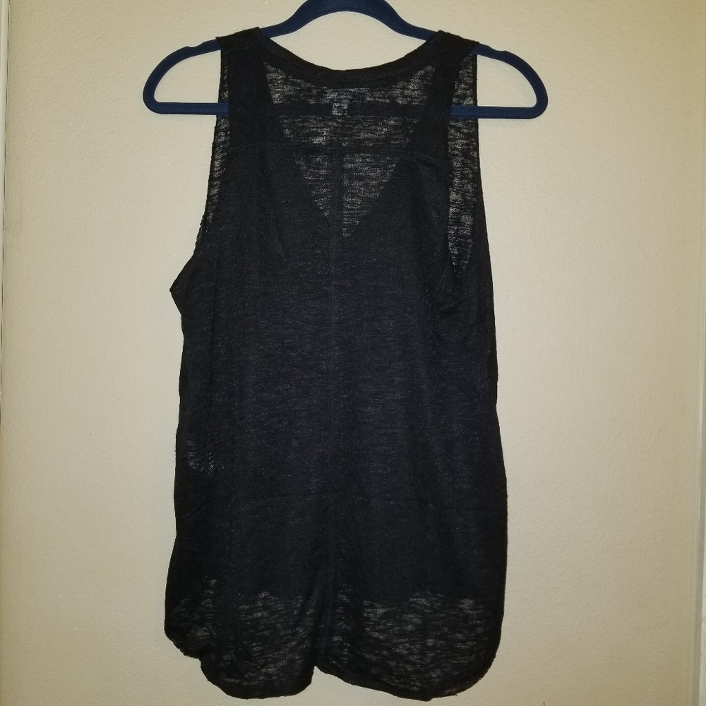 Project Social T Tank - Picture 2 of 3